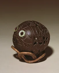 Noix de coco sculptée en visage, c.1895